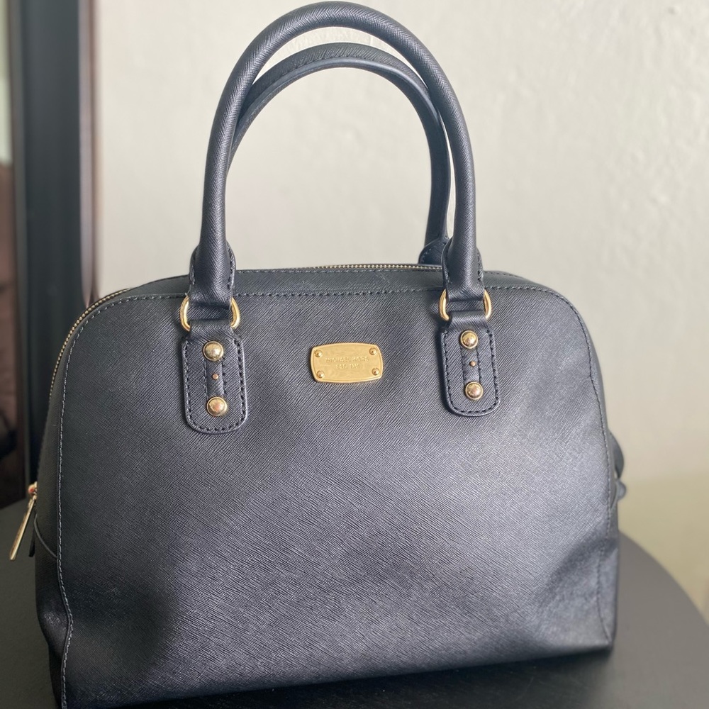Black Purse